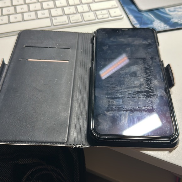 Gently used IPhone 11 X Max Kate spade ♠️ phone case - Picture 2 of 3